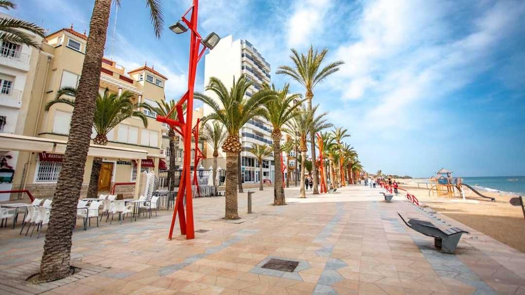 Piso Soleado Con Buena Ubicacion Lägenhet Vinarós Exteriör bild